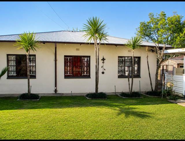 4 BEDROOM HOUSE FOR SALE IN WILGEHOF